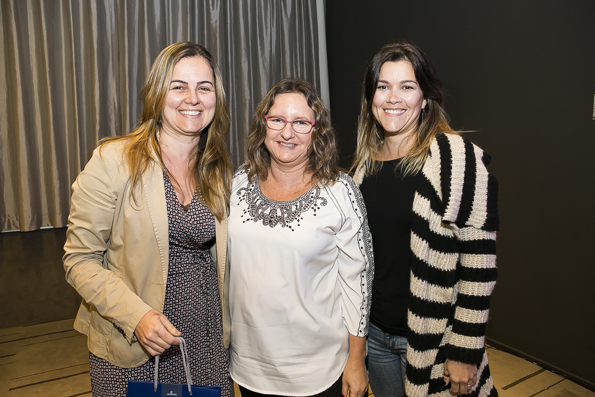 Palestras “Regulamentação da profissão de Designer de Interiores” e “Como incorporar valor aos projetos através da adoção de conceitos de sustentabilidade”- NFD